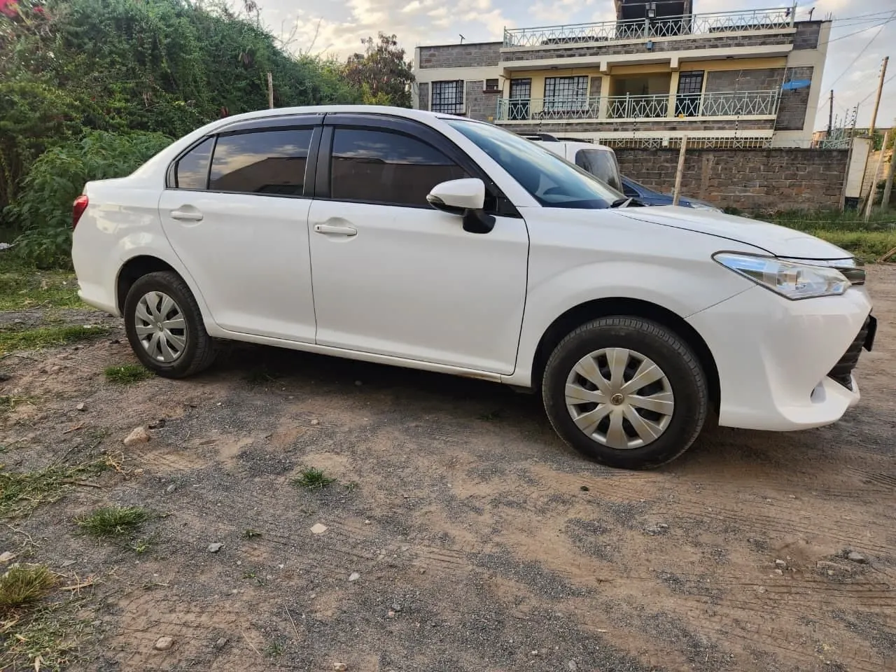 2020 Toyota Corolla Axio in white — photo 1 of 3